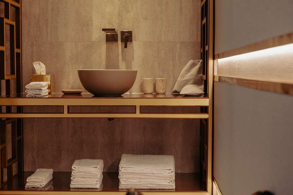 Wine & Books Lisboa Hotel Δωμάτιο φωτογραφία Bathroom