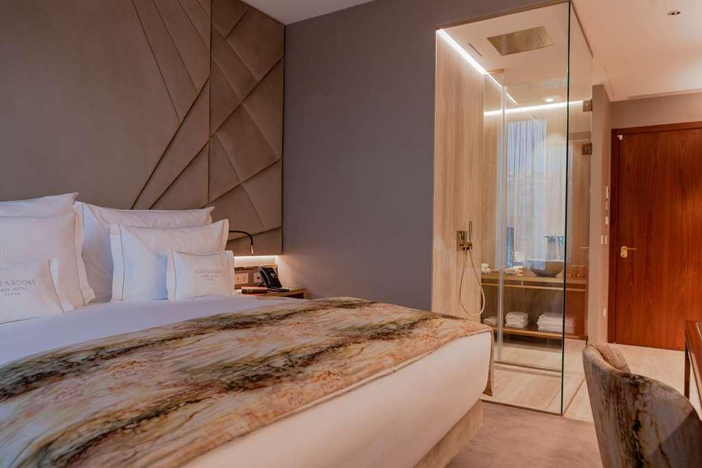 Wine & Books Lisboa Hotel Δωμάτιο φωτογραφία A room at the hotel