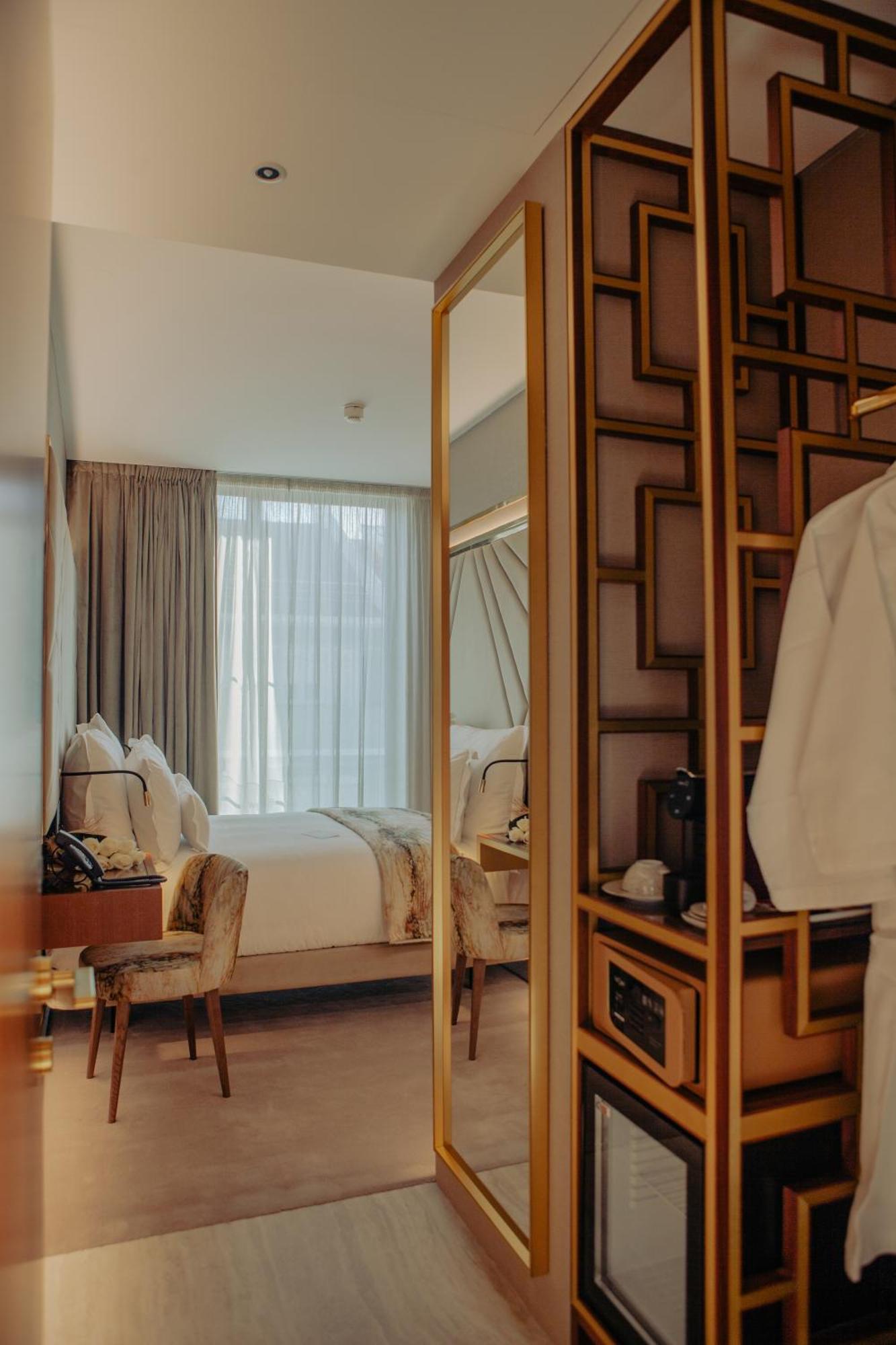 Wine & Books Lisboa Hotel Εξωτερικό φωτογραφία Deluxe Room